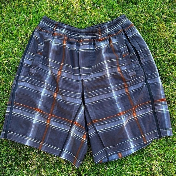 Lululemon Pace Breaker Lined Shorts in Gray Orange Plaid | Medium - Picture 1 of 7